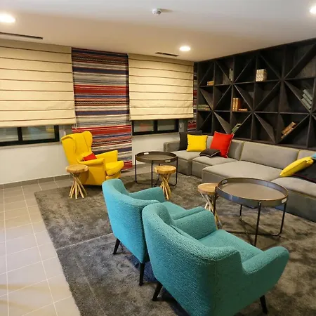 Hostel Hi - De Juventude - Casa Do Largo Setúbal